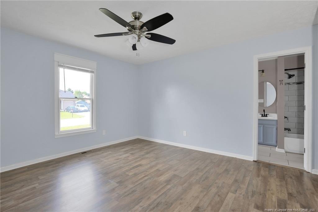 Sunnybrook Dr, Hope Mills, NC 28348