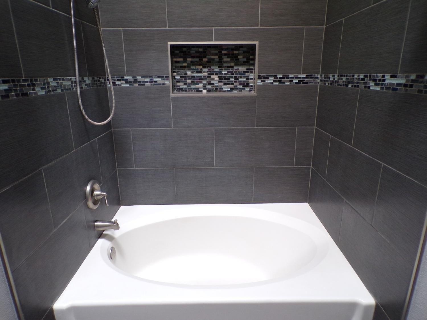 N Ivanhoe Ave, Fresno, CA 93722