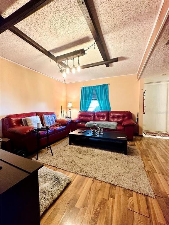 Tennis Court Cir, Tampa, FL 33617