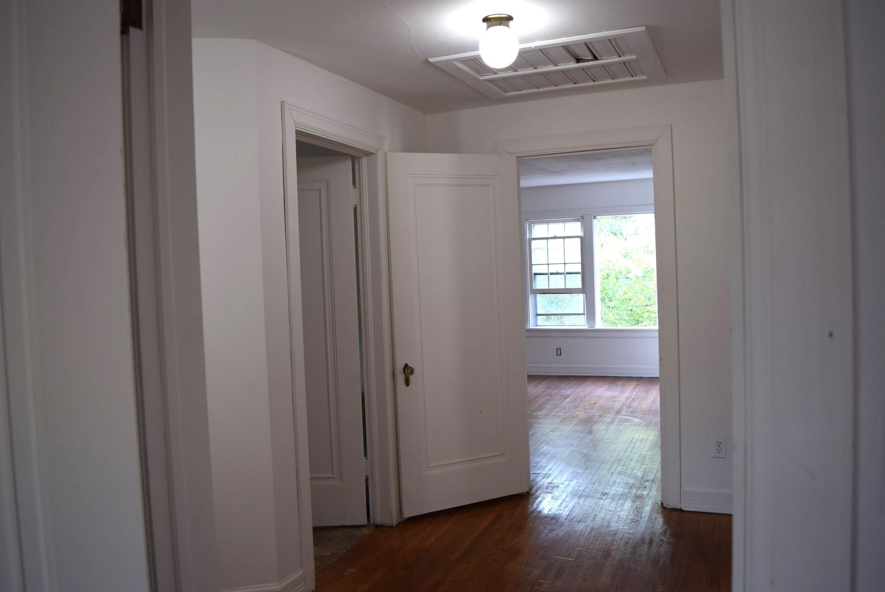 Cleveland St, Pawnee, OK 74058