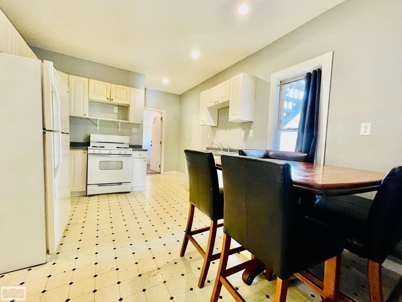 Jones St, Mount Clemens, MI 48043