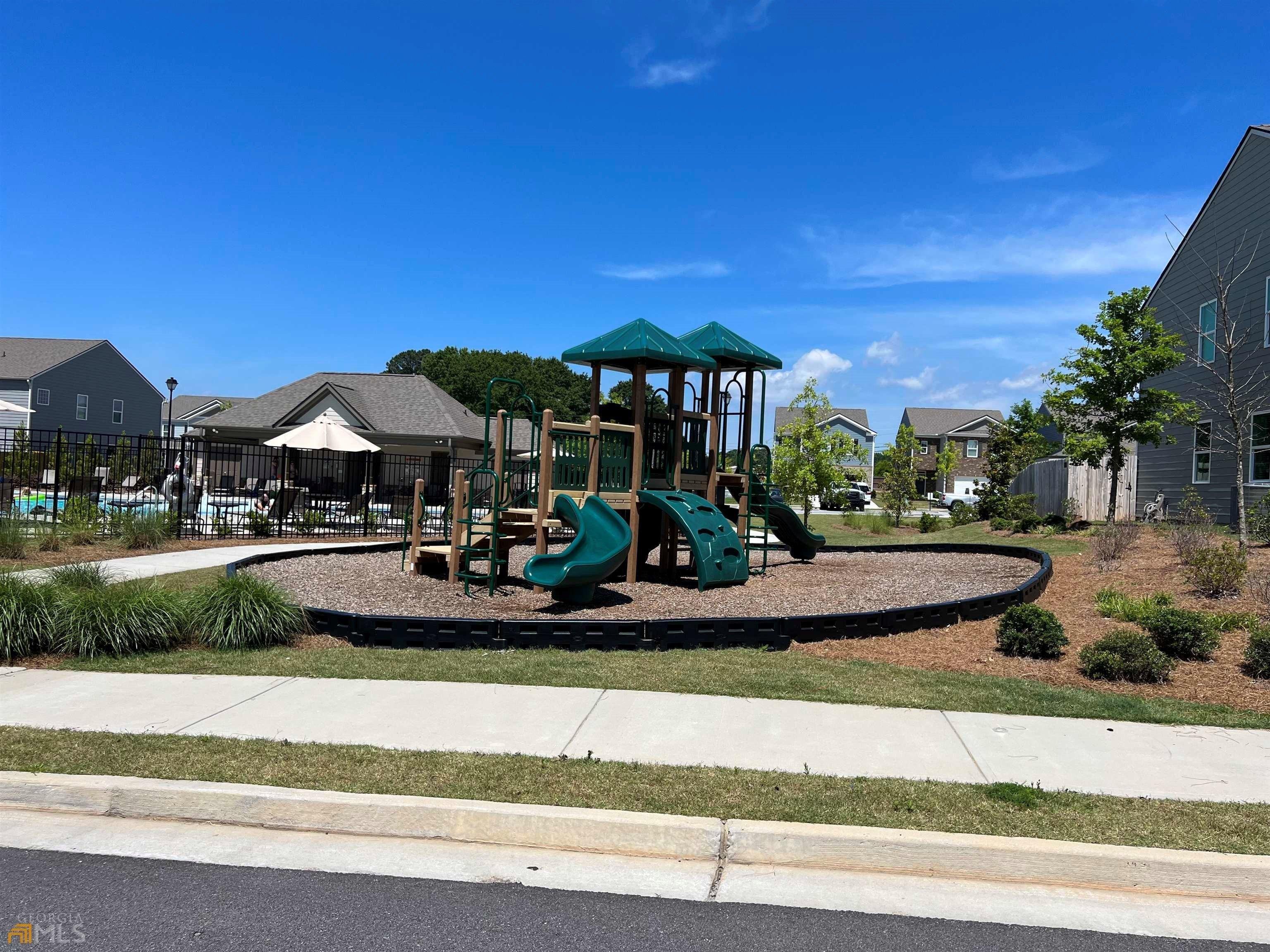 Barberry Ave, Oakwood, GA 30566
