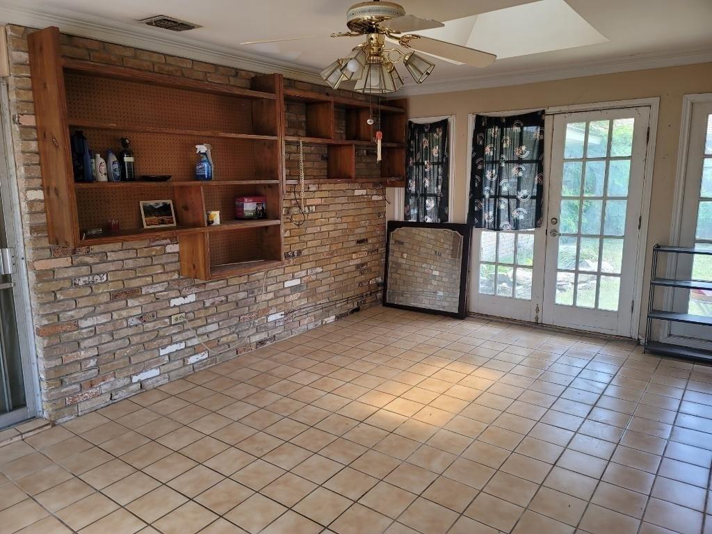 Monette Dr, Corpus Christi, TX 78412