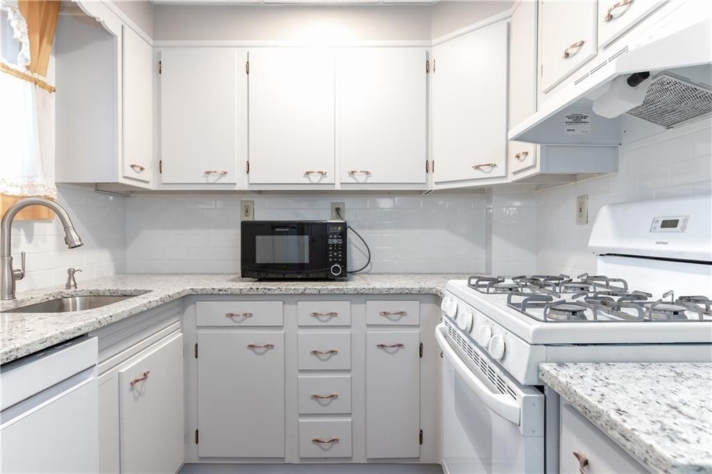 Terrace Ave, Pawtucket, RI 02860