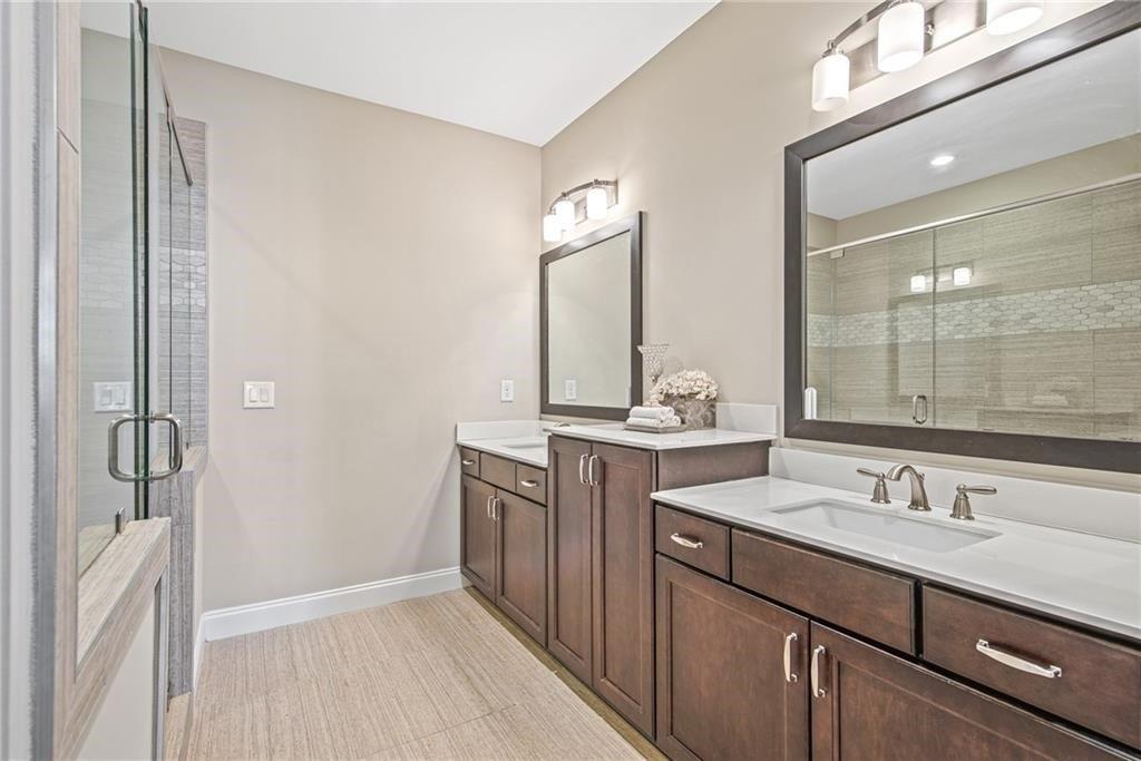 Seneca Ct, Roswell, GA 30076