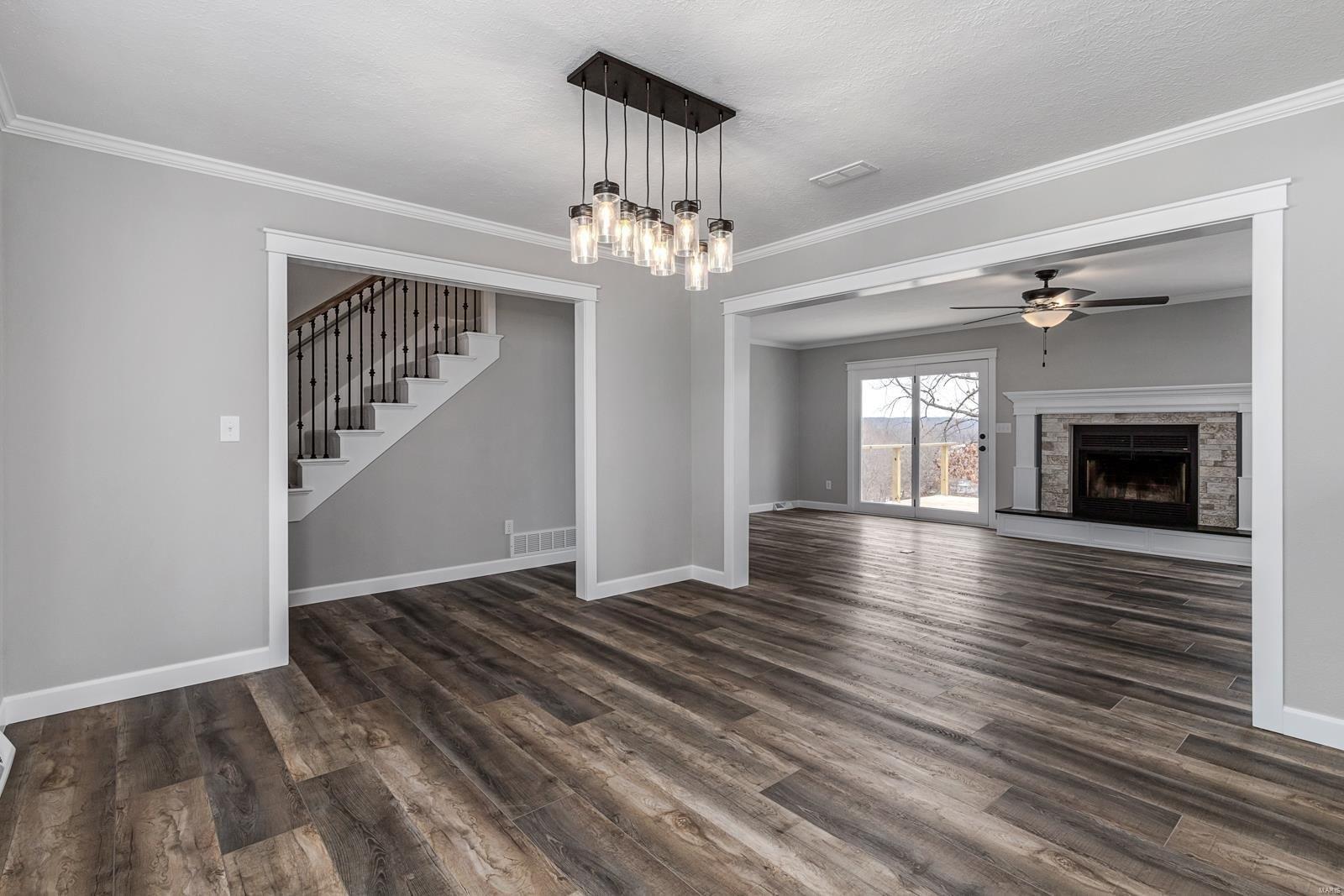 Lafayette Cir, Waynesville, MO 65583