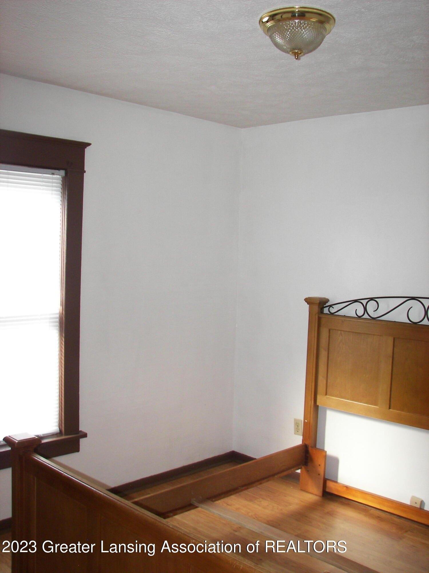 Schoolcraft St, Holt, MI 48842