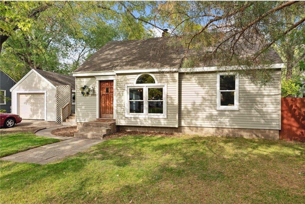 Woodale Dr, Saint Paul, MN 55112