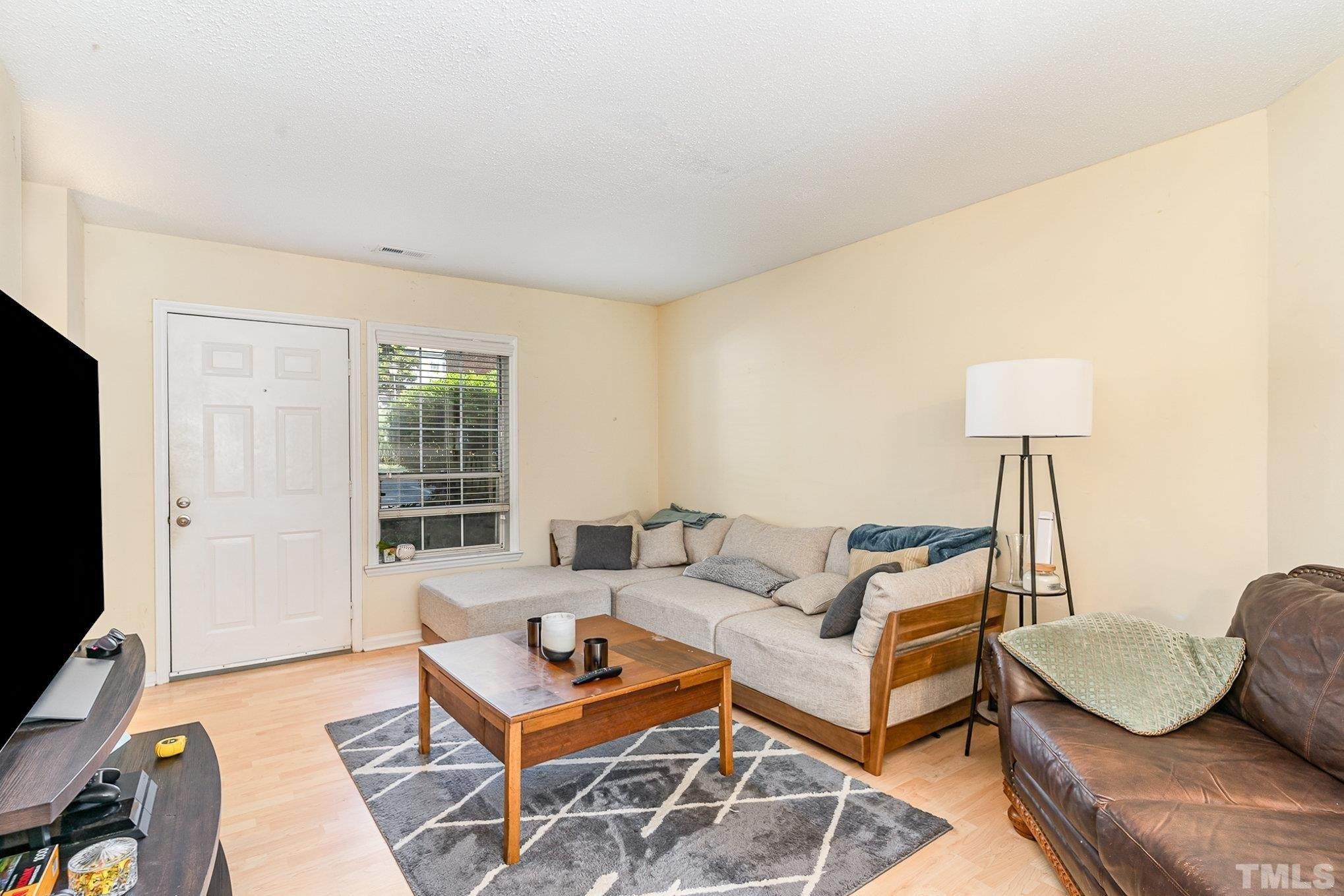 Friar Ln, Carrboro, NC 27510
