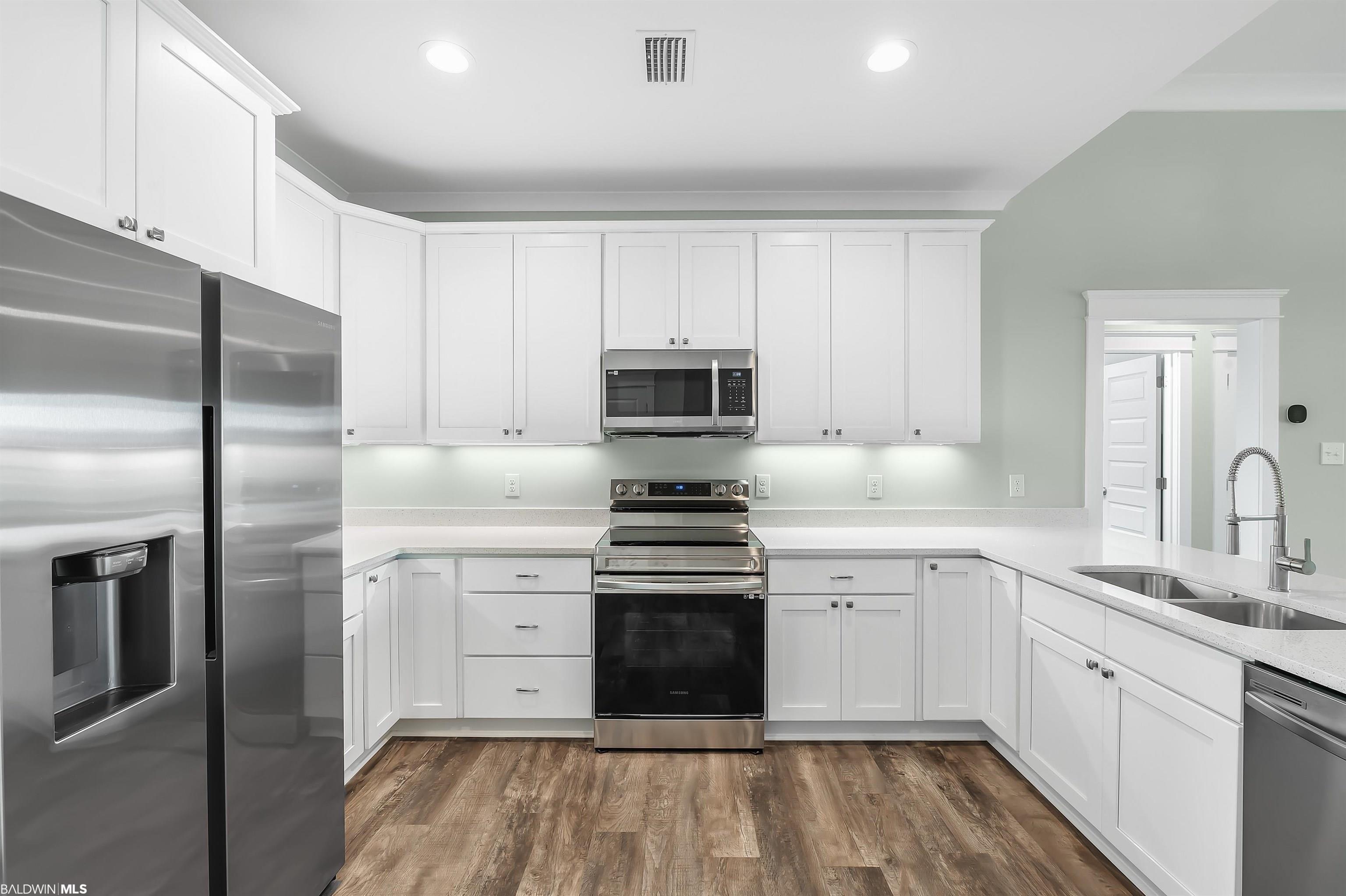 Muscogee Rd, Gulf Shores, AL 36542