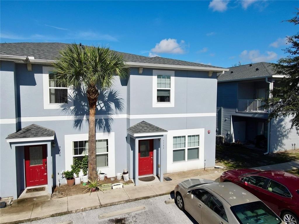 Bella Terraza Way, Temple Terrace, FL 33617