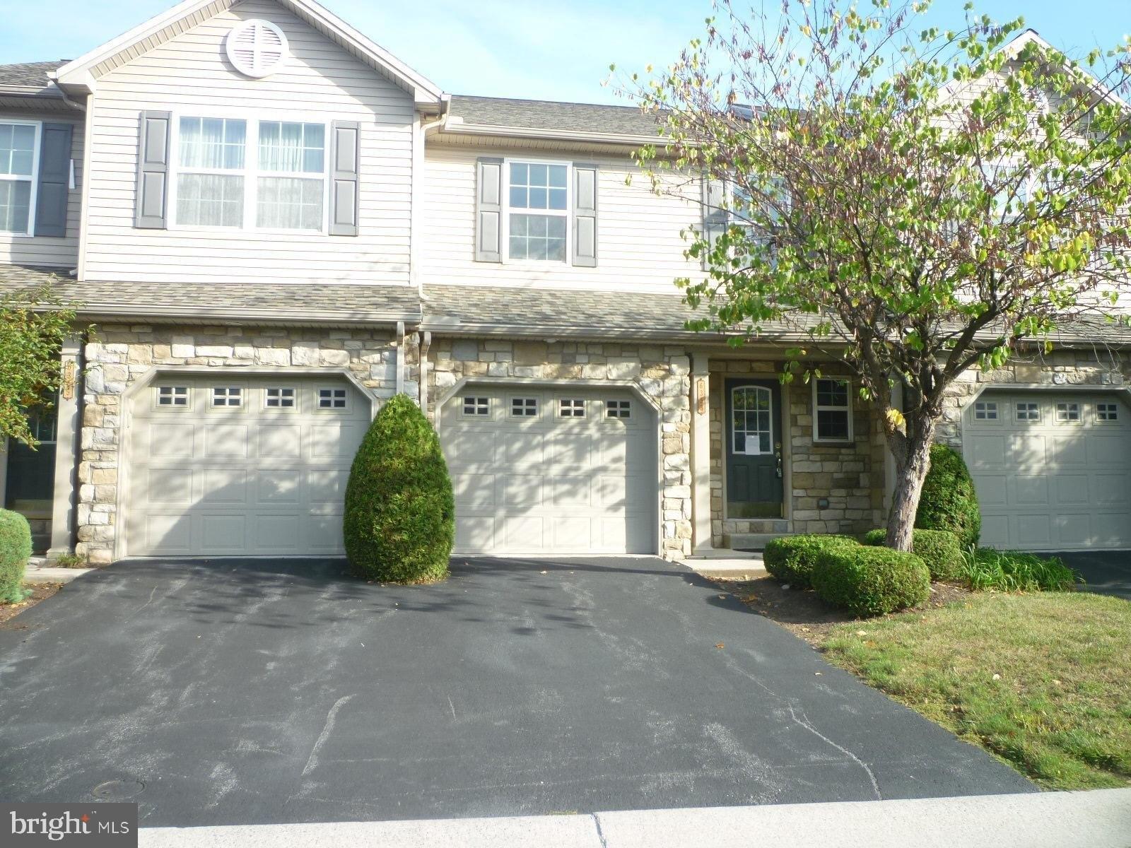 Galleon Dr, Mechanicsburg, PA 17050