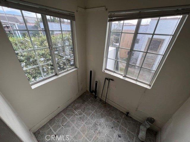 W 87th Pl, Los Angeles, CA 90003