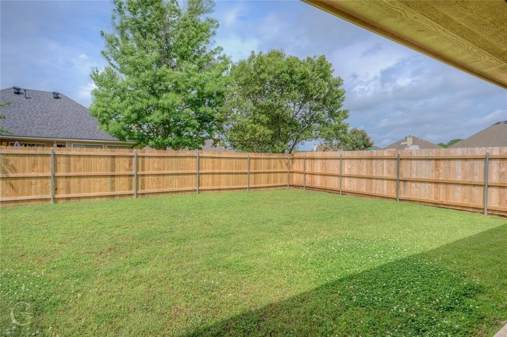 Antietam Dr, Bossier City, LA 71112