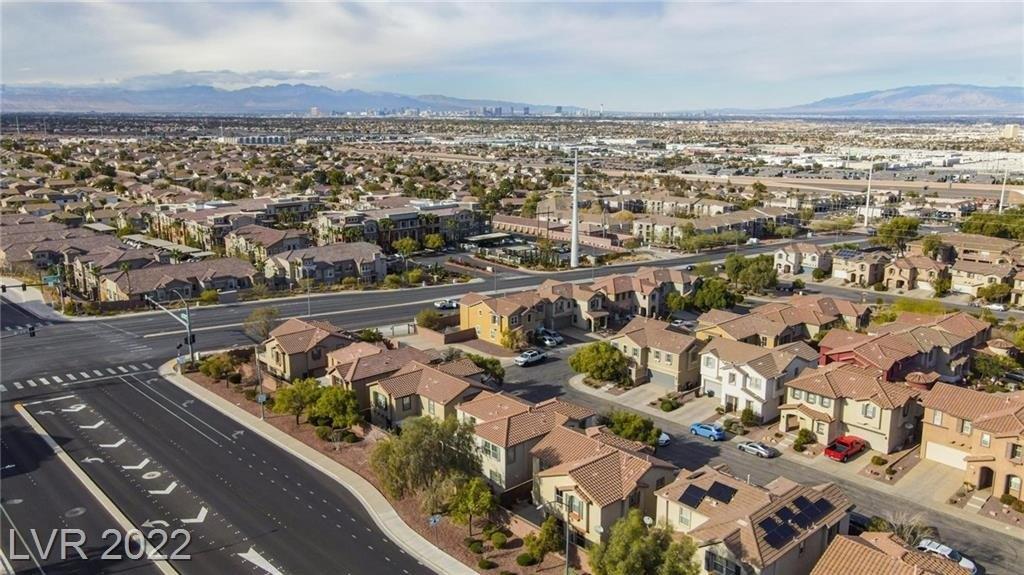 Eureka Dunes Ave, Henderson, NV 89012