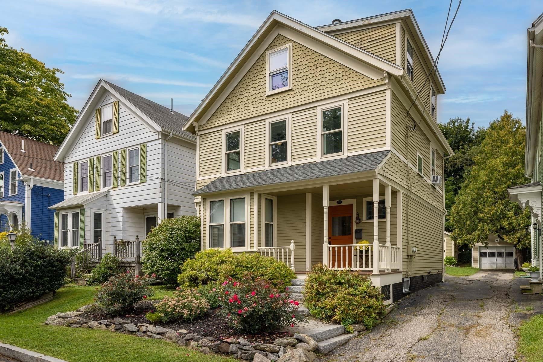 Dennett St, Portsmouth, NH 03801