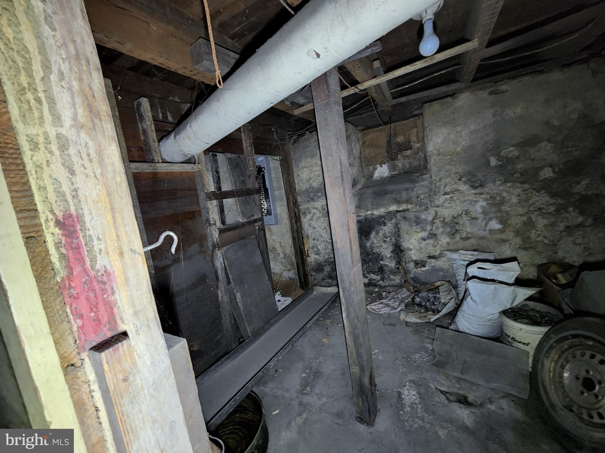 E Elm St, Tamaqua, PA 18252