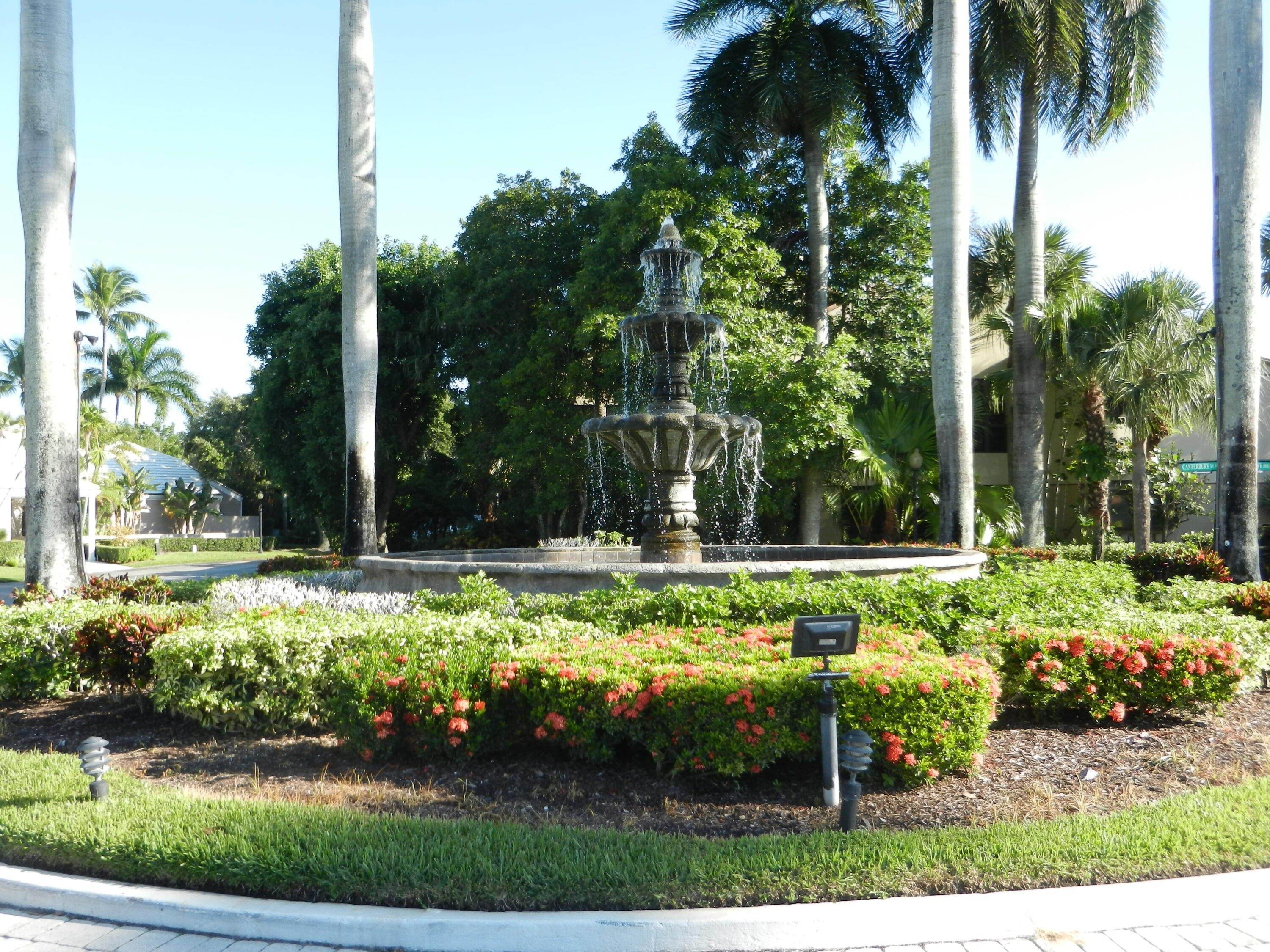 Canterbury Dr W, Palm Beach Gardens, FL 33418