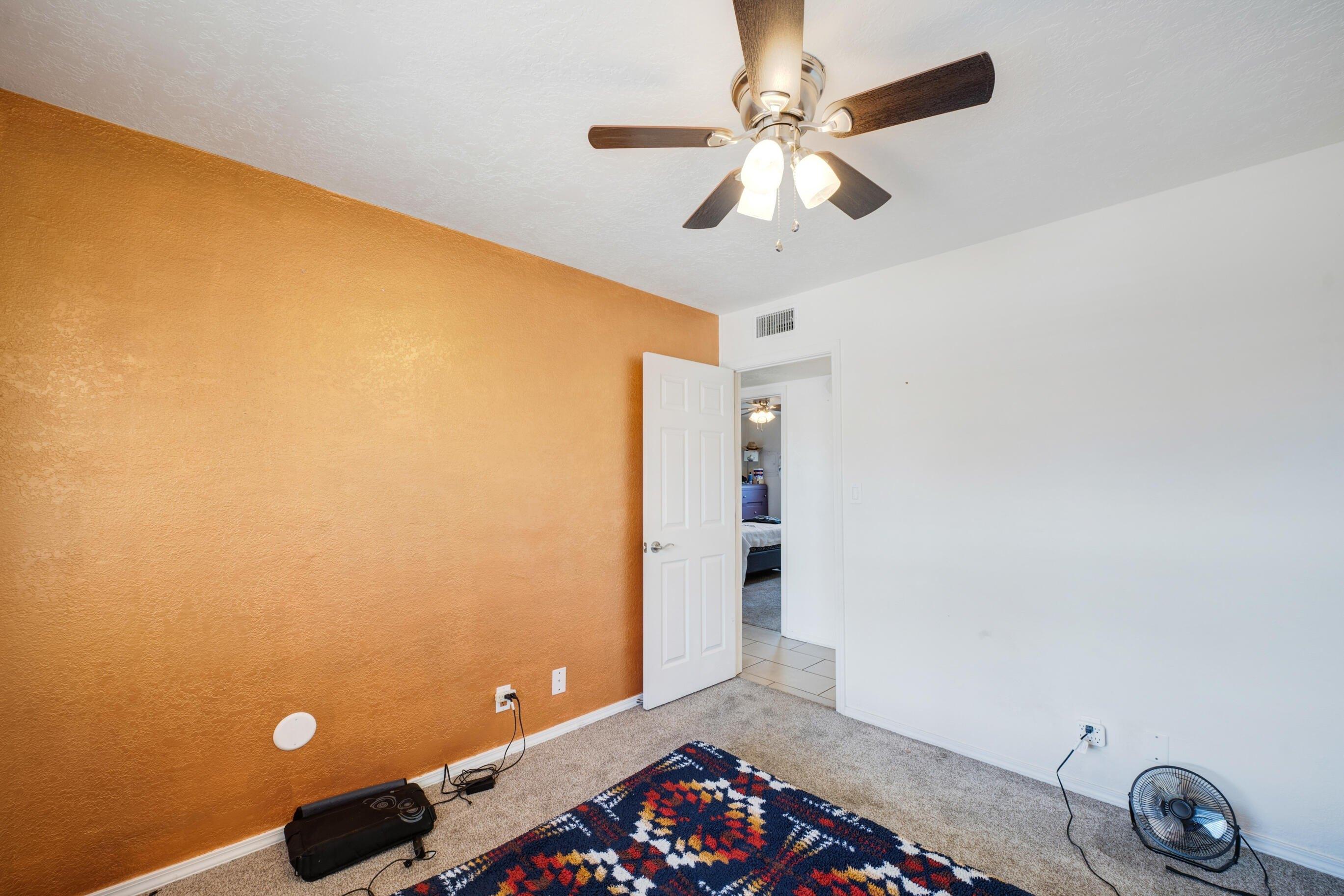 Barnhart St Ne, Albuquerque, NM 87109