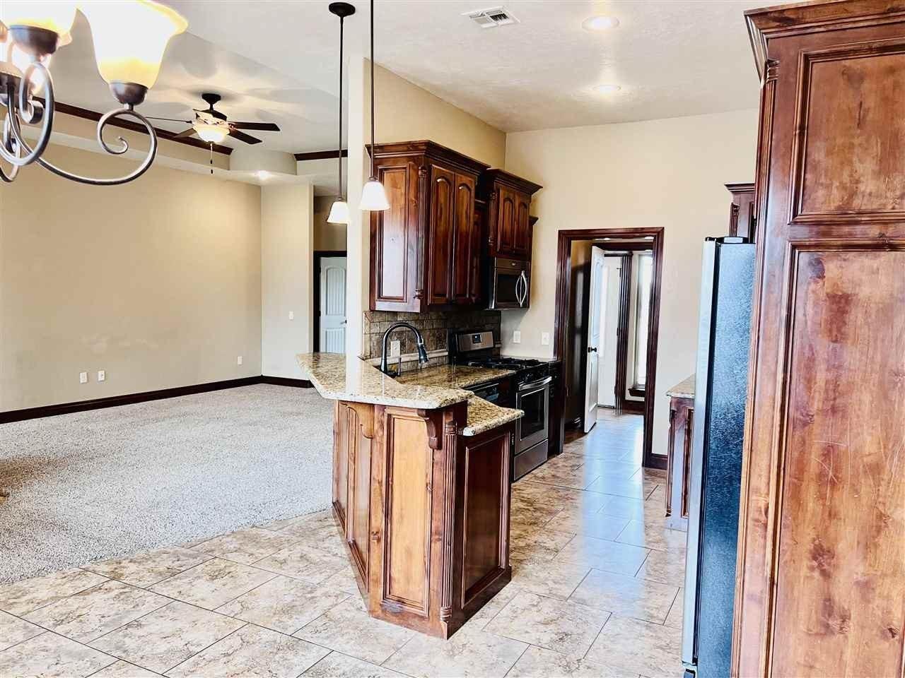 Limestone Way, Elgin, OK 73538