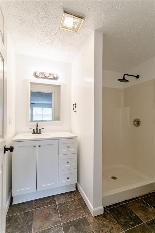 Loring Pl, Rochester, NY 14624