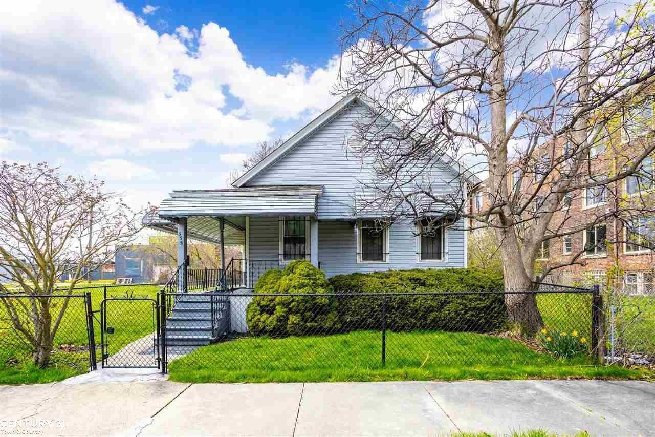 Sheridan St, Detroit, MI 48214