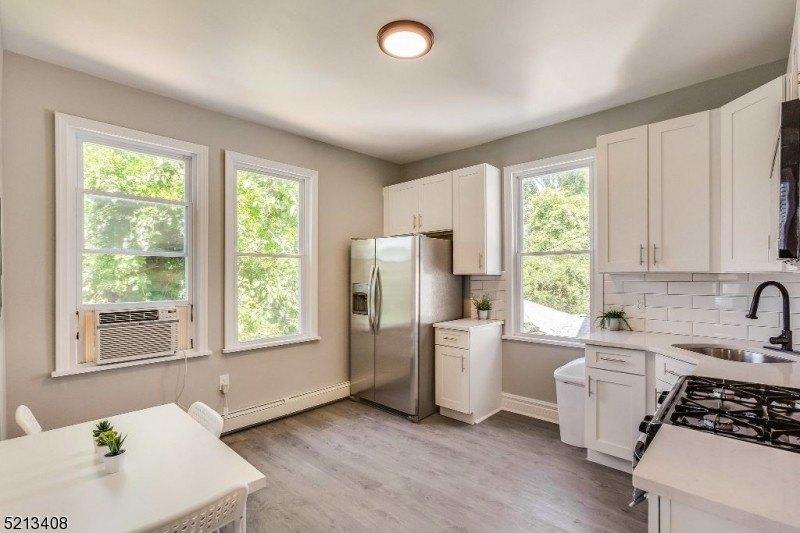 Hunterdon St, Newark, NJ 07112