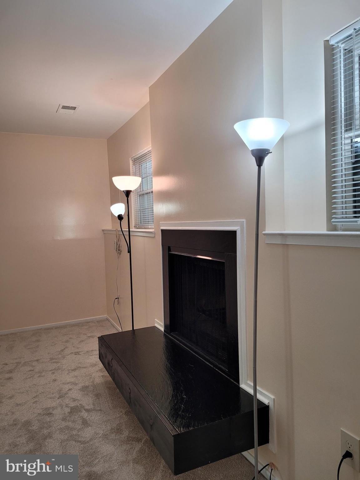 Ridgehampton Ct, Reston, VA 20191