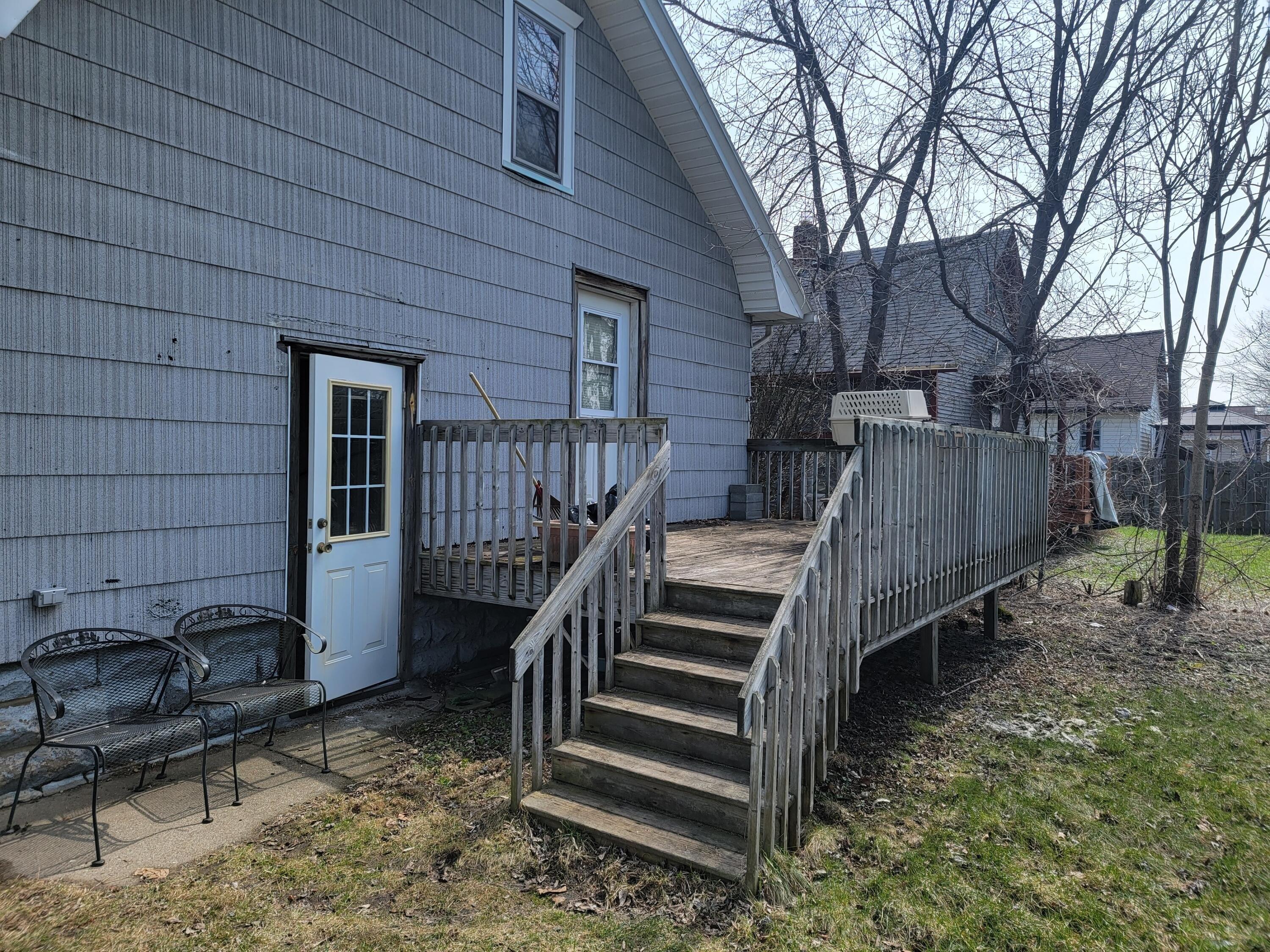 Chester St, Jackson, MI 49203