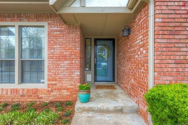 E 87th Pl, Tulsa, OK 74137