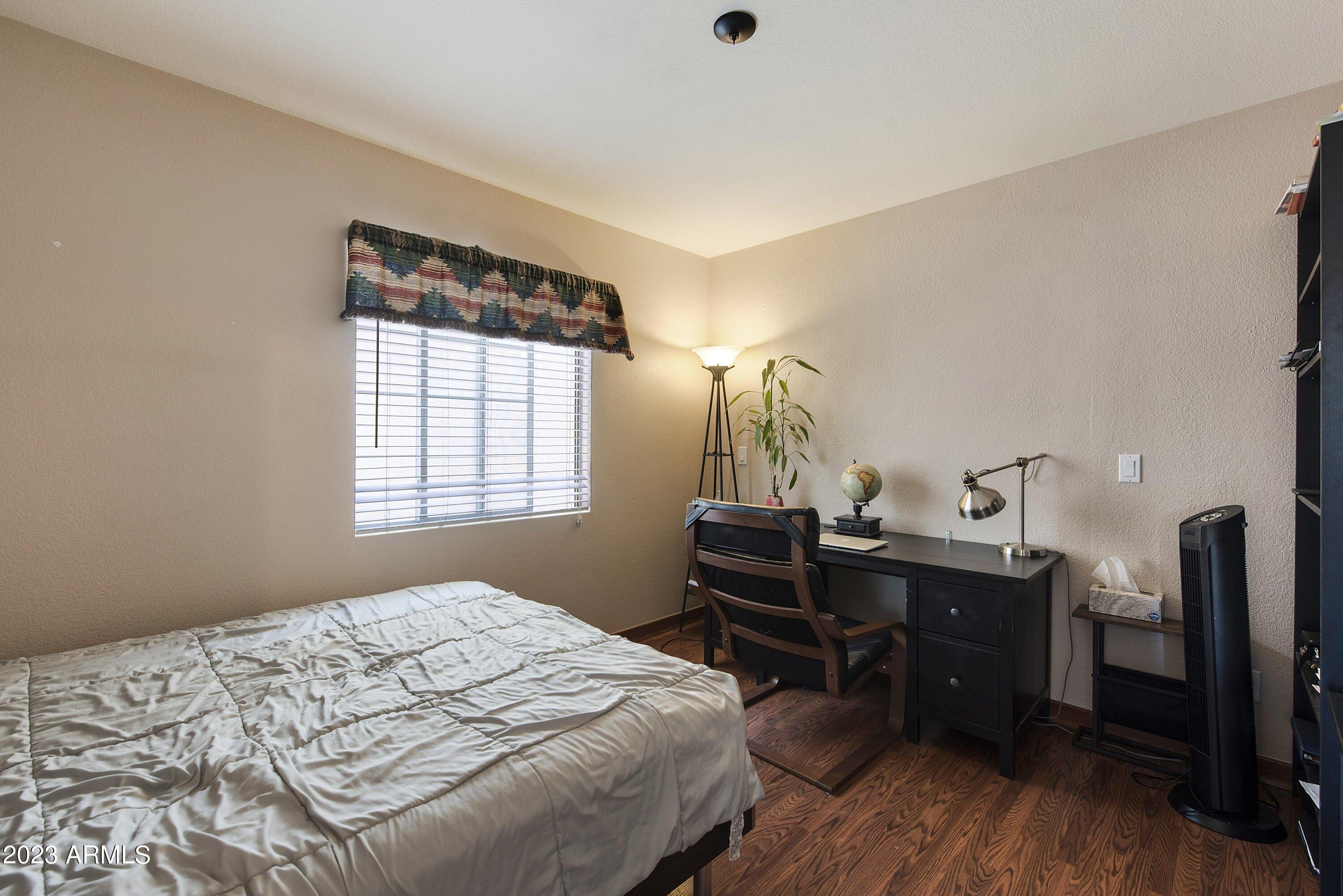 E Blackhawk Dr, Phoenix, AZ 85050