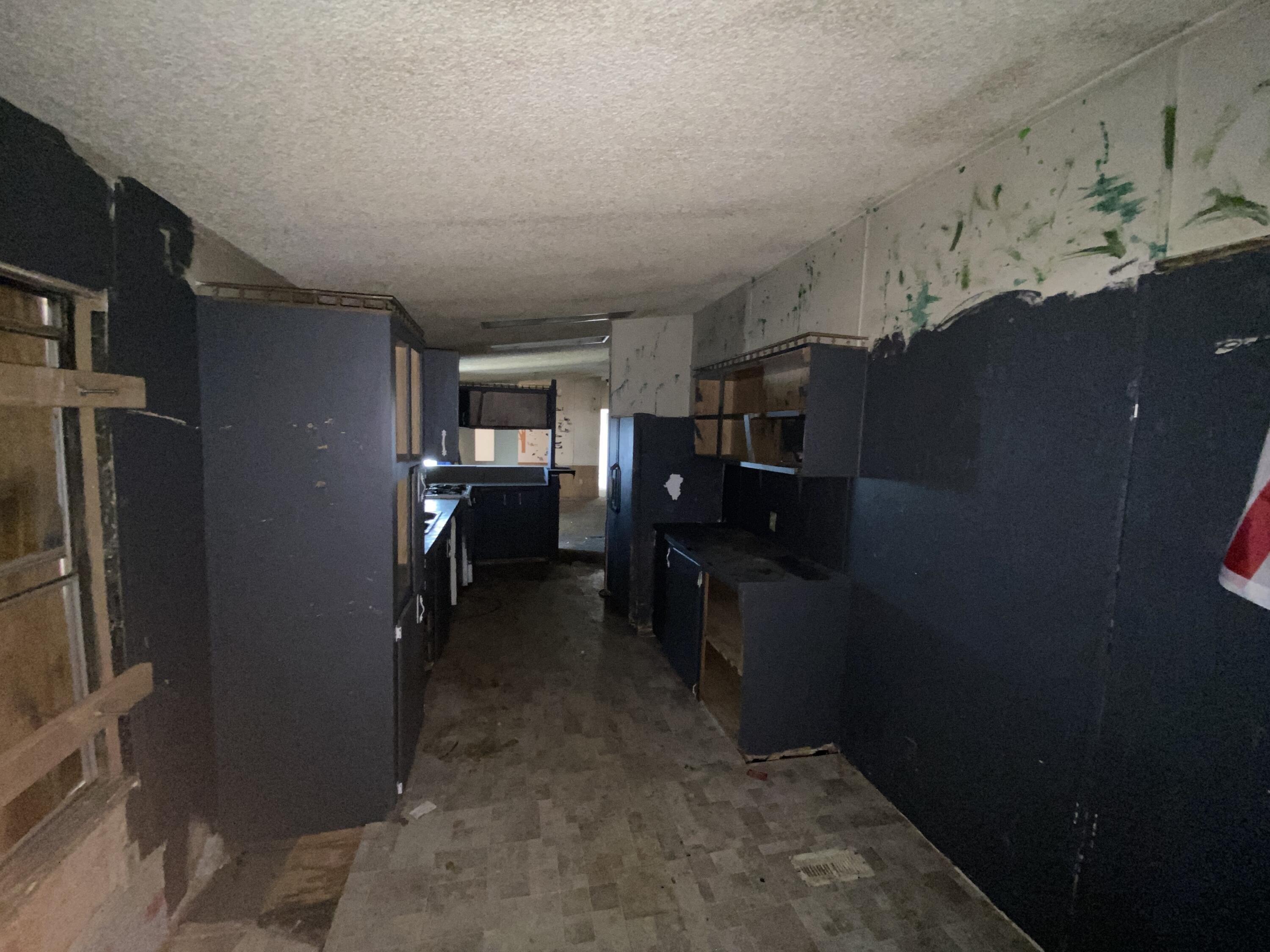 80th St W, Rosamond, CA 93560
