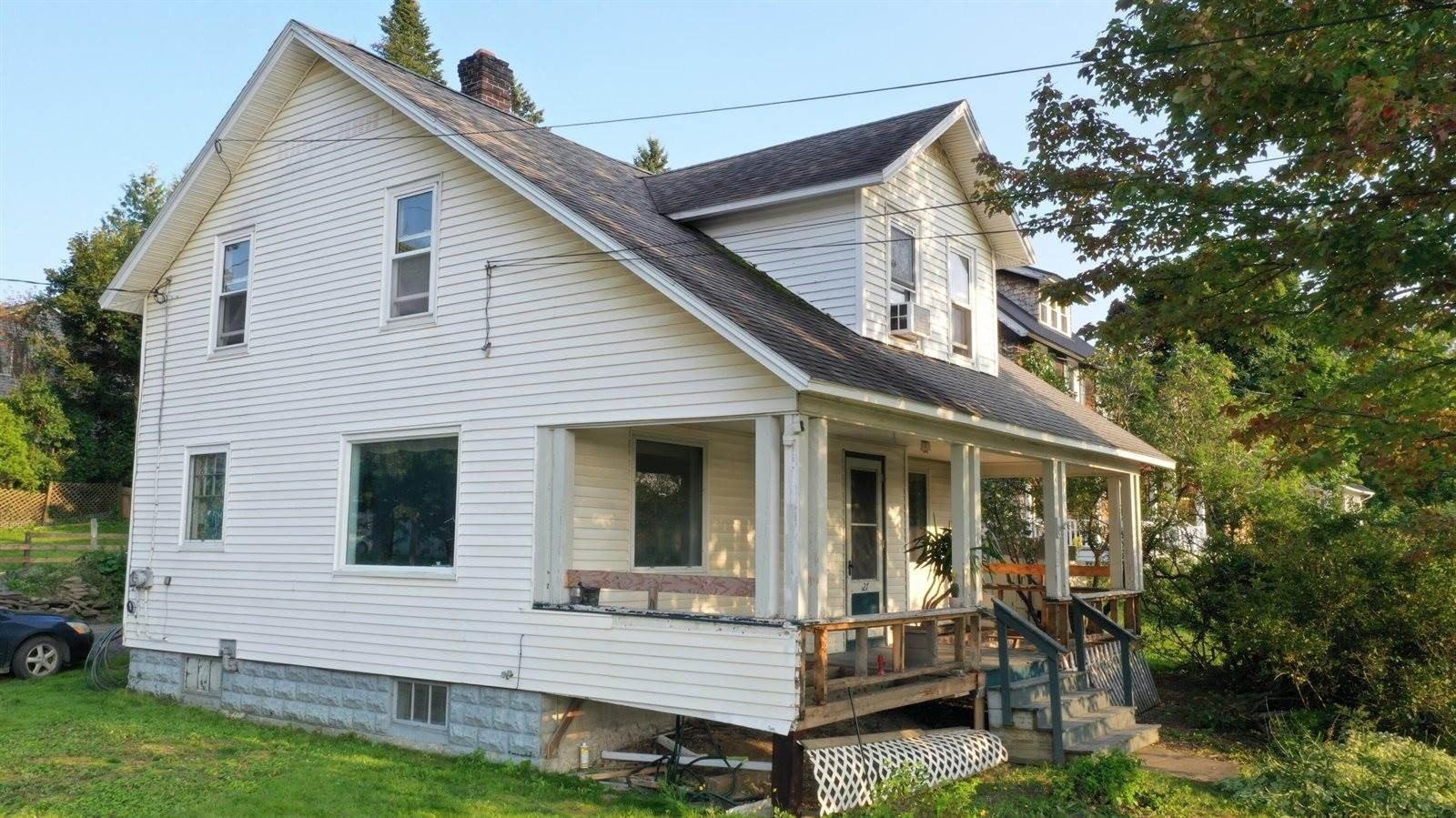 Dudley St, Presque Isle, ME 04769