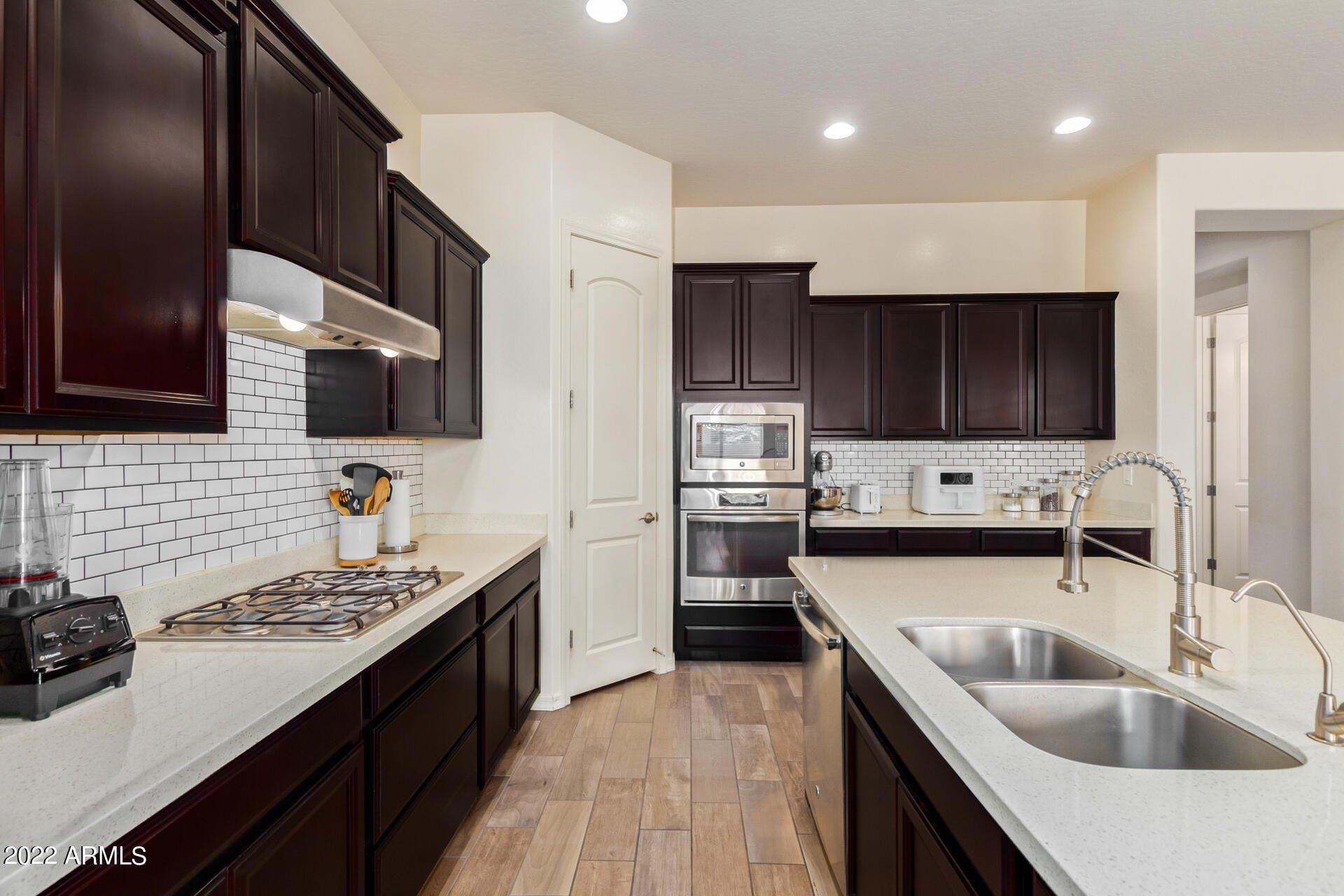 E Cassia Ln, Gilbert, AZ 85298