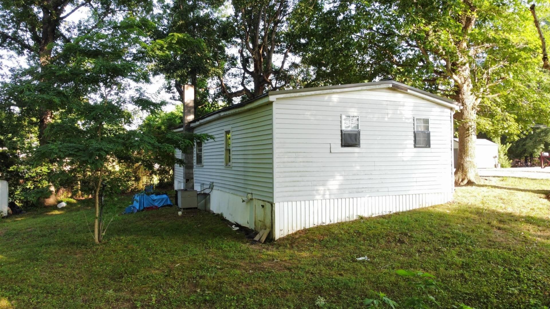 Benton Young Rd, Cookeville, TN 38501