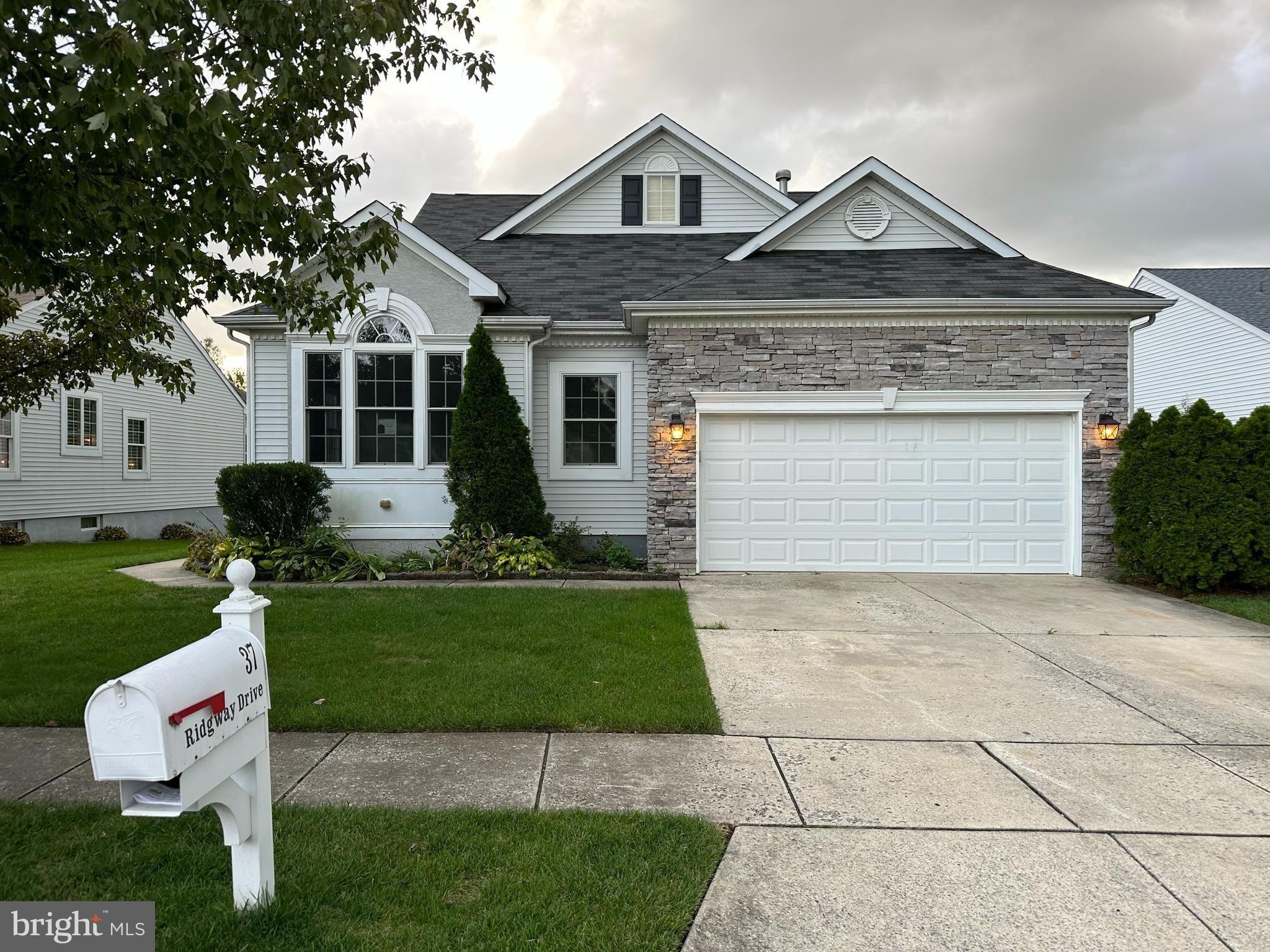 Ridgway Dr, Bordentown, NJ 08505