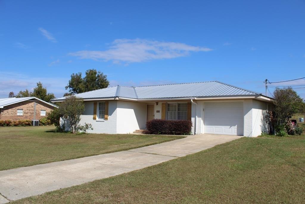 Drew Rd, Dothan, AL 36303