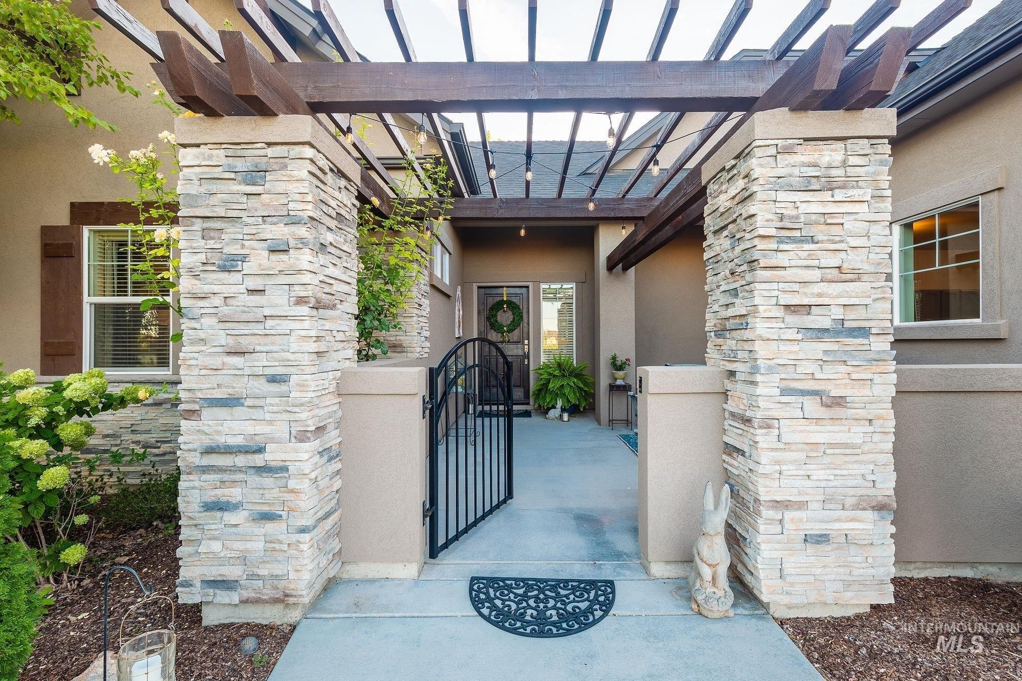 Silver Oak Way, Caldwell, ID 83607