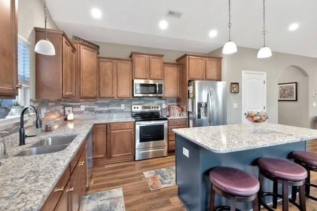 Inlet Pointe Dr, Anderson, SC 29625