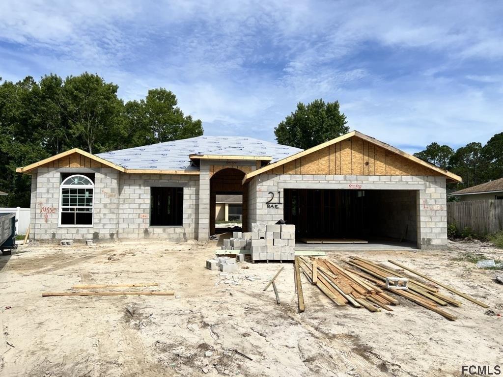 Rae Dr, Palm Coast, FL 32164