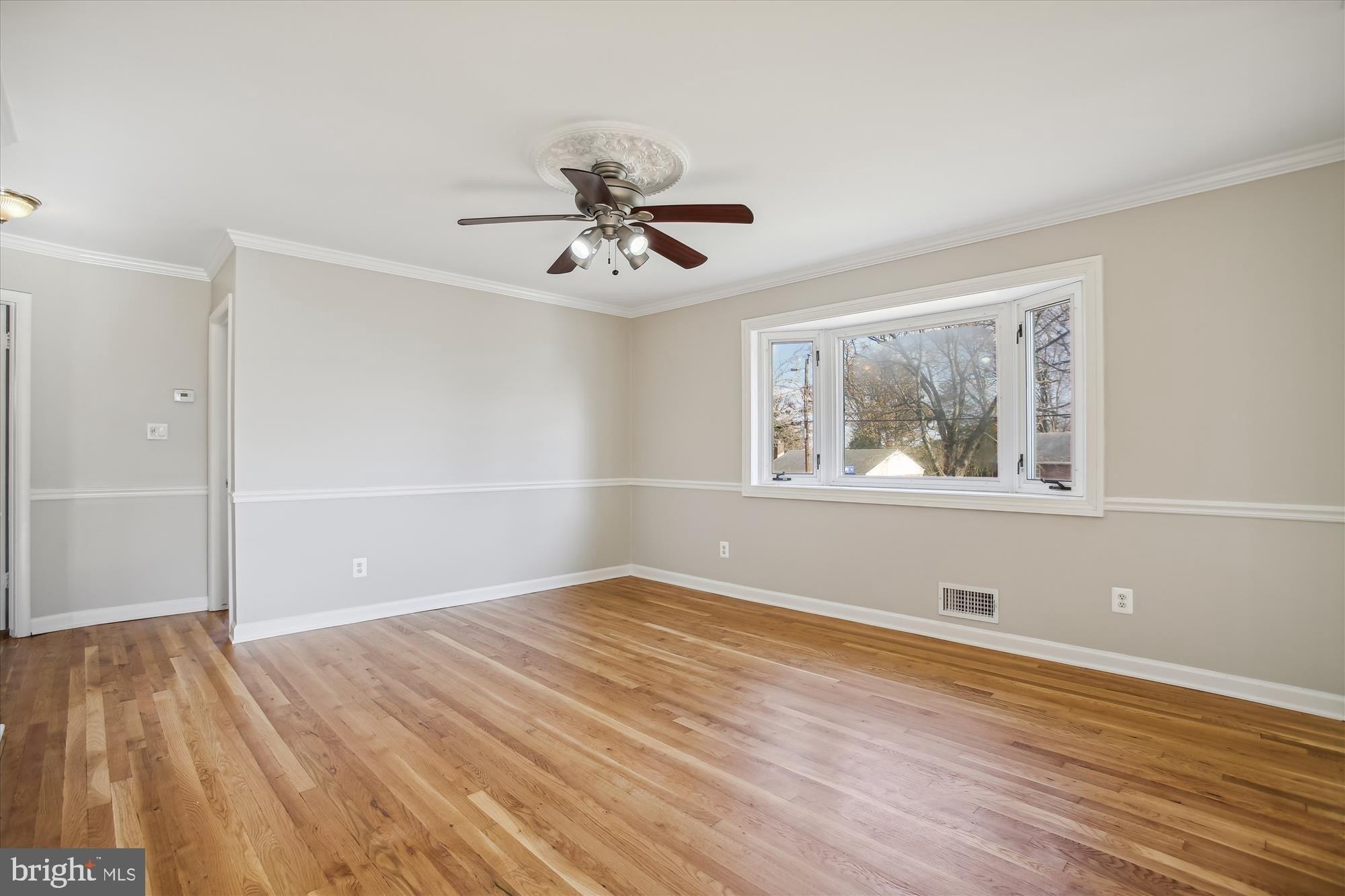 Ash Dr, Springfield, VA 22150