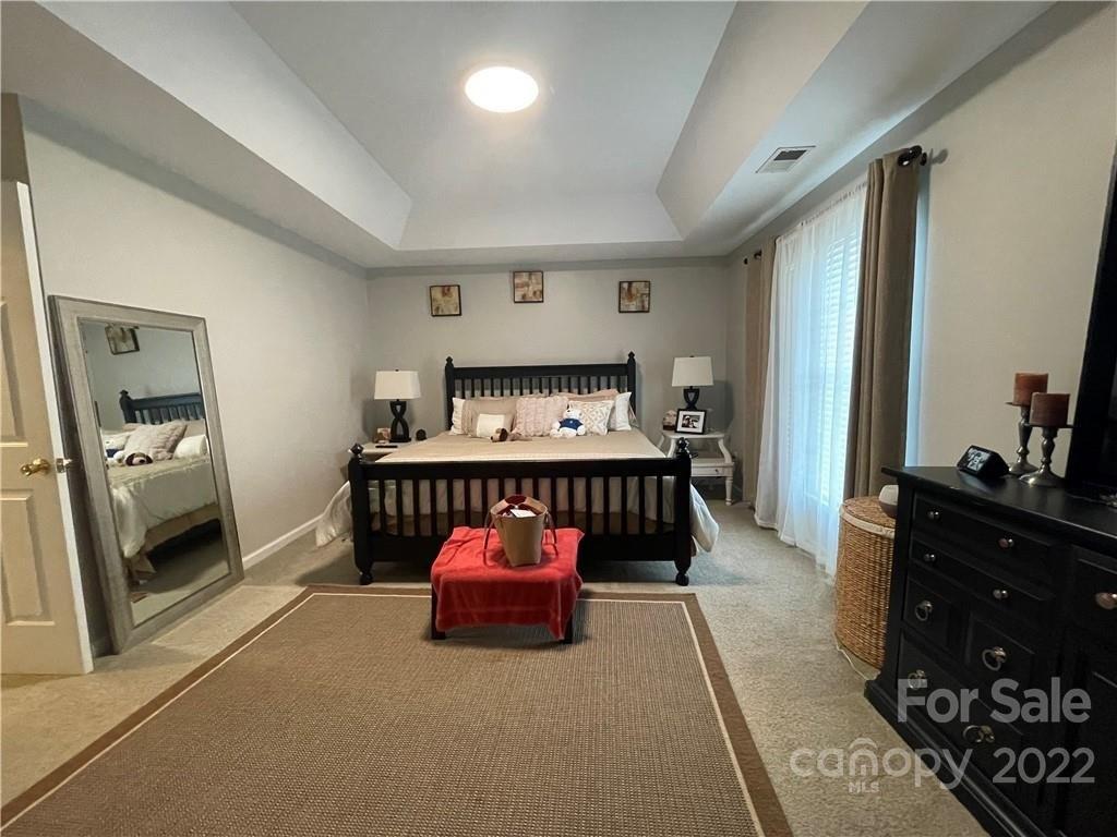 Mariners Pointe Cir, Denver, NC 28037