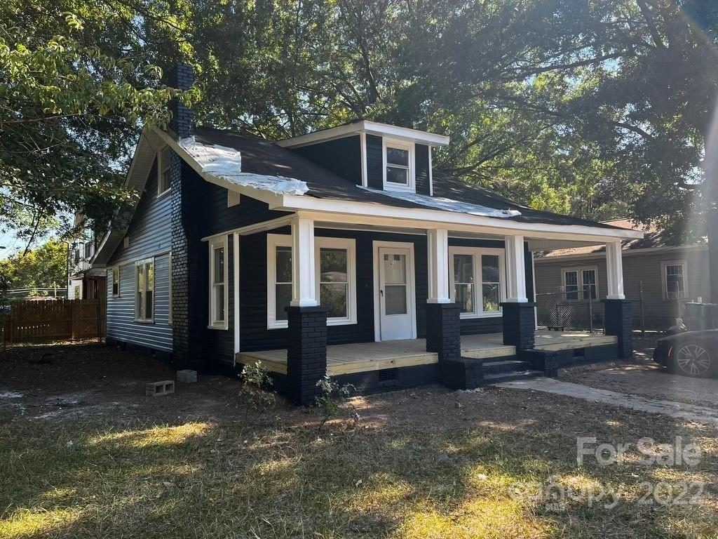 Opal St, Charlotte, NC 28208