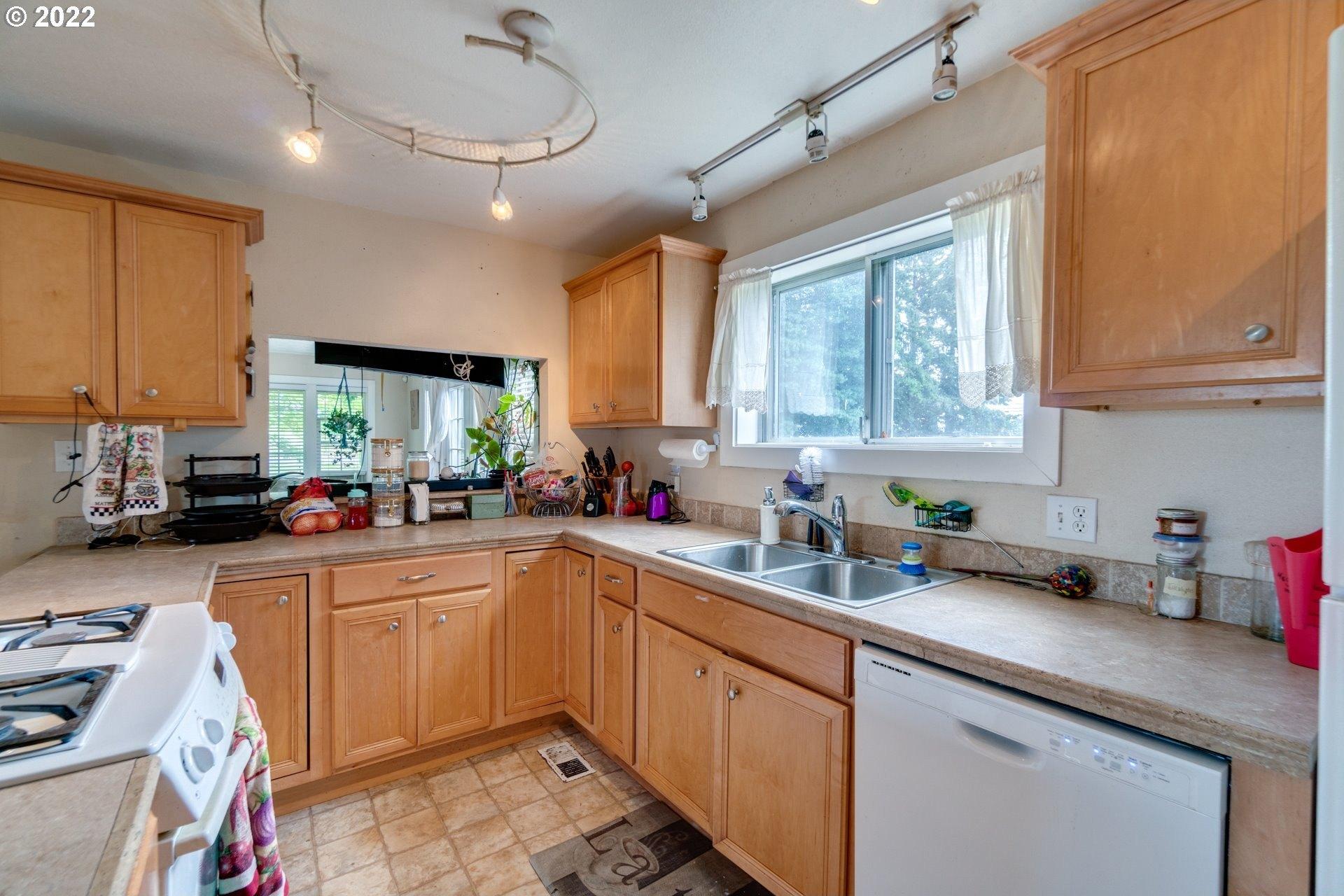 Se 302nd Ave, Gresham, OR 97080