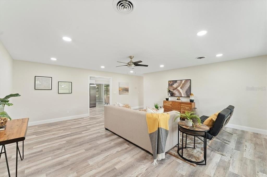 Ne 7th Ln, Ocala, FL 34470