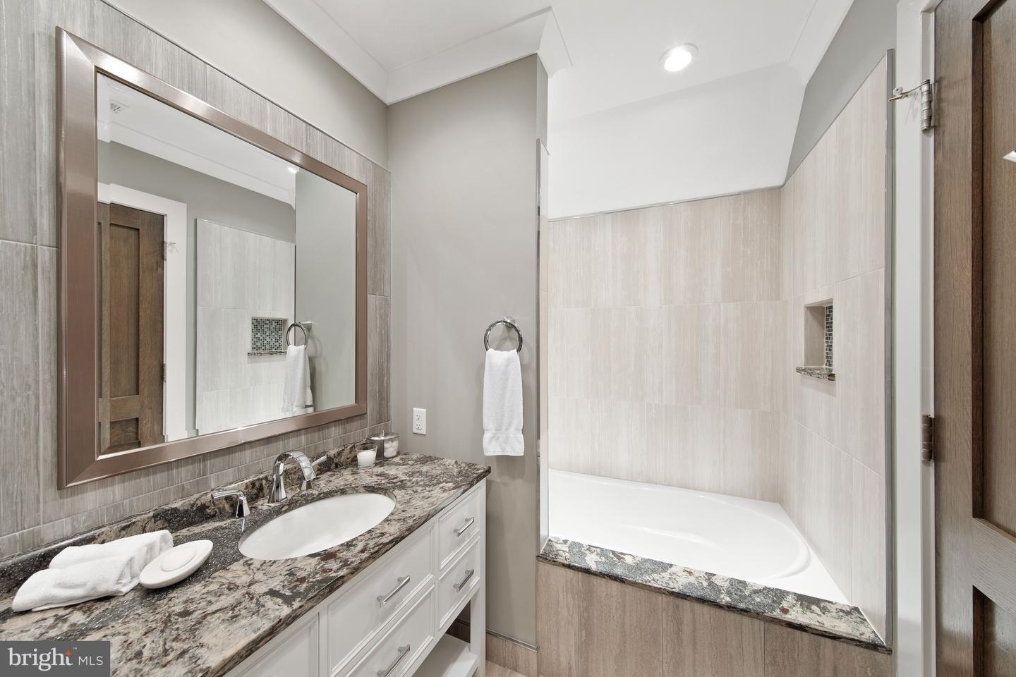 White Heron Ct, Ocean City, MD 21842