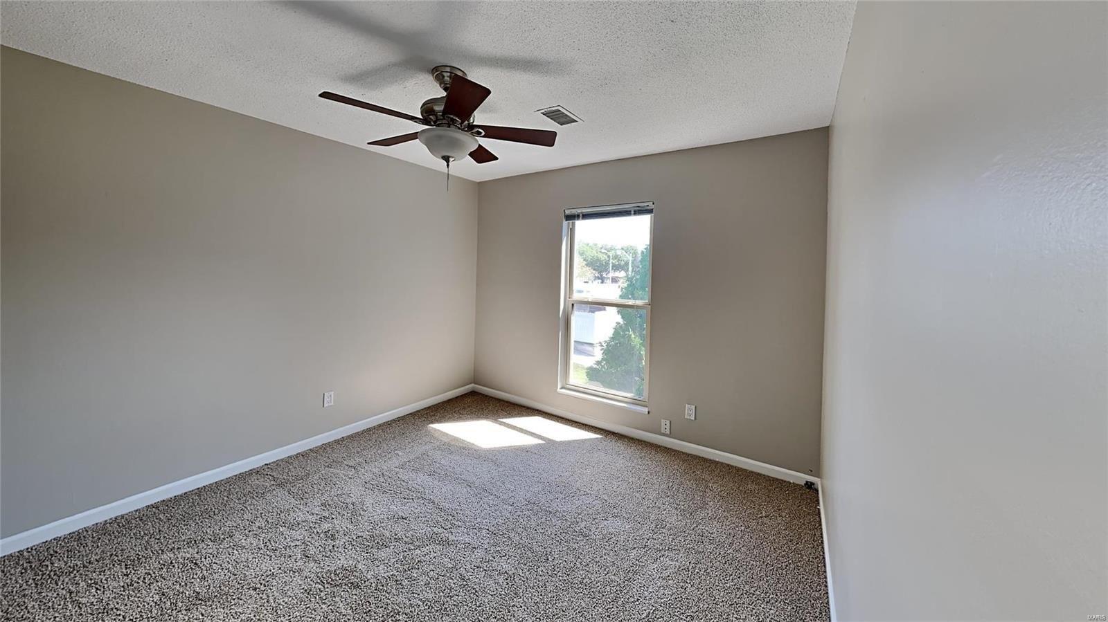 Harbor View Dr, Lake Saint Louis, MO 63367
