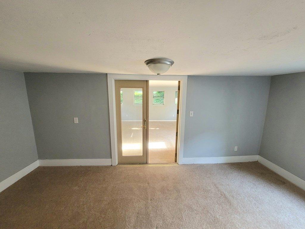 E 3rd St, Corning, NY 14830