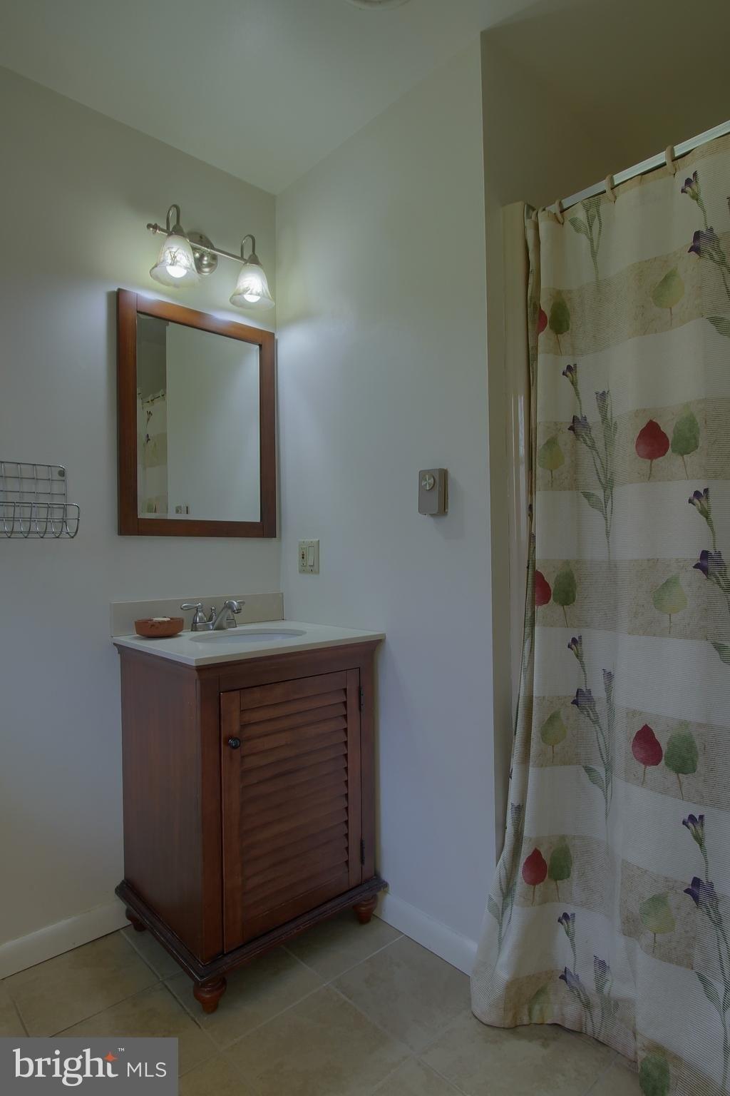 Rider Ln, Hummelstown, PA 17036