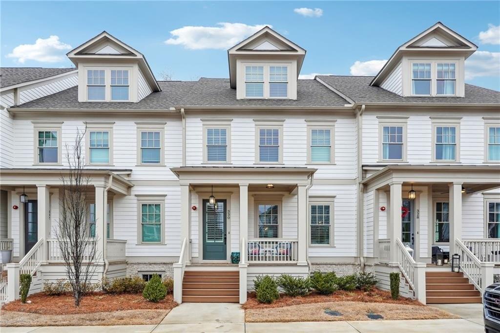 Dawson Dr, Woodstock, GA 30188
